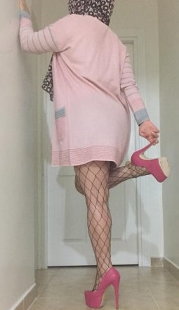 Mersin Mezitli'den Olağanüstü Bayan Escort Deneyimi