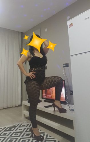 Mersin Mezitli'nin Göz Kamaştırıcı Escortu: Nur