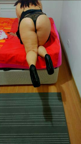 Mersin Üniversite Caddesi'nde Elit Escort Ece: Güzel ve Baştan Çıkarıcı