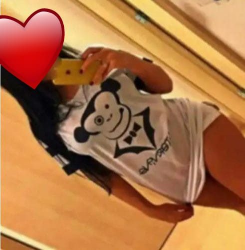 Mersin Üniversite Caddesi'ndeki Enfes Güzellik: Escort Bayan