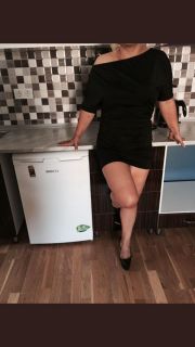 Mersin Üniversite Caddesi'ndeki Seksi Afet: Süper Escort Bayan