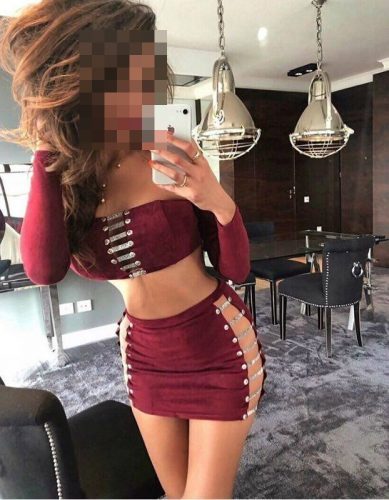 Mersin Üniversite Caddesi'nin Gizemli Güzeli: Hayallerinizin Escort Bayanı
