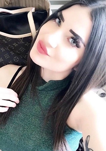 Tarsus Elit Semtlerinde Görkemli ve Tutkulu Escort Bayan - Aylin