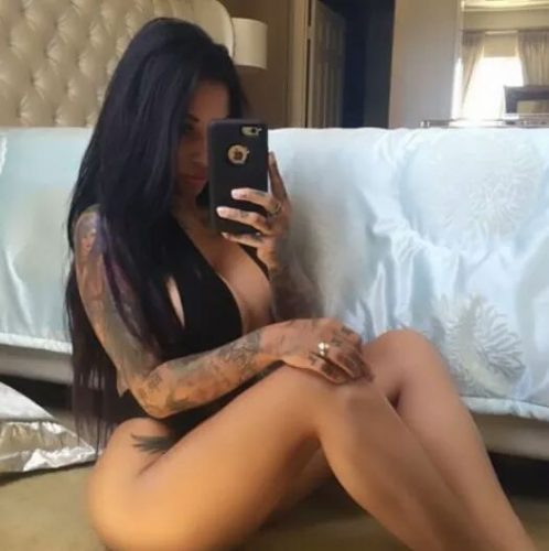 Tarsus Escort İlanları: Göz Alıcı Ayra Sizi Bekliyor