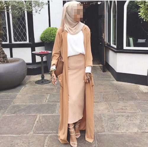 Tarsus'un Çarpıcı ve Çekici Escort Güzeli