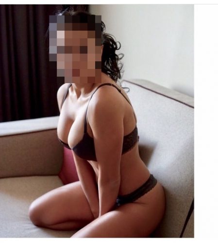 Tarsus'un Çekici ve Yetenekli Escort Kızı